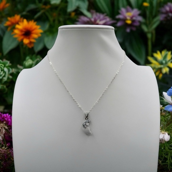 Sterling Silver HOWLITE CRESCENT NECKLACE (S925) - Picture 1 of 7